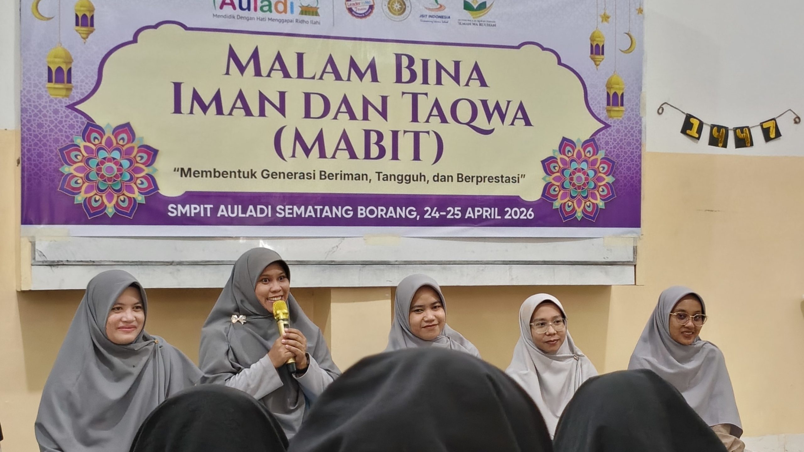 SMPIT Auladi Semabor